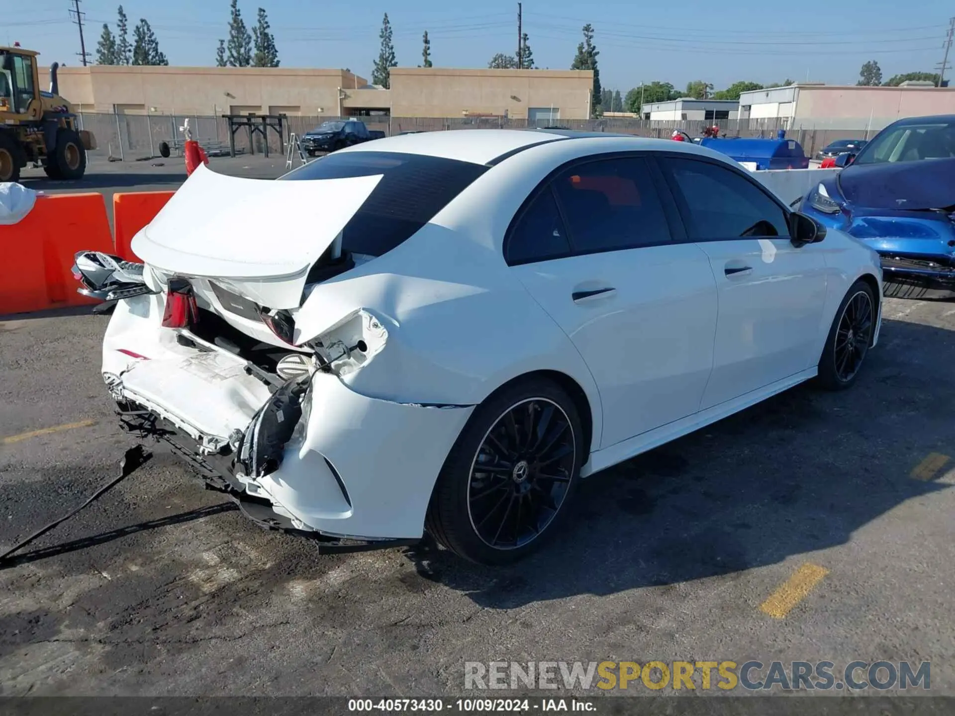 4 fotografías del automóvil dañado W1K3G4EB4LJ212432 MERCEDES-BENZ A 220 2020
