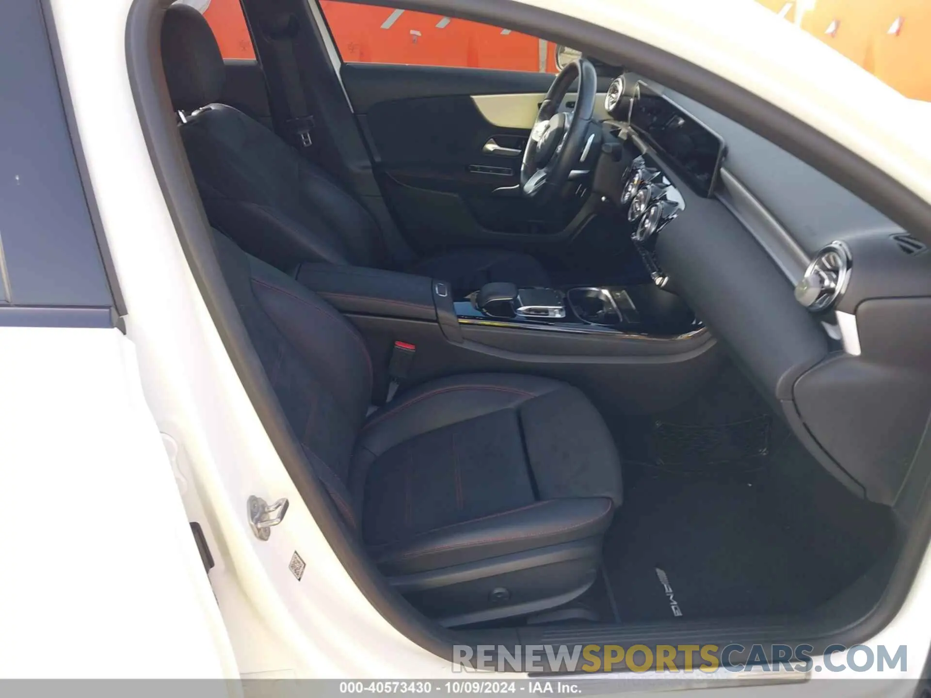 5 fotografías del automóvil dañado W1K3G4EB4LJ212432 MERCEDES-BENZ A 220 2020