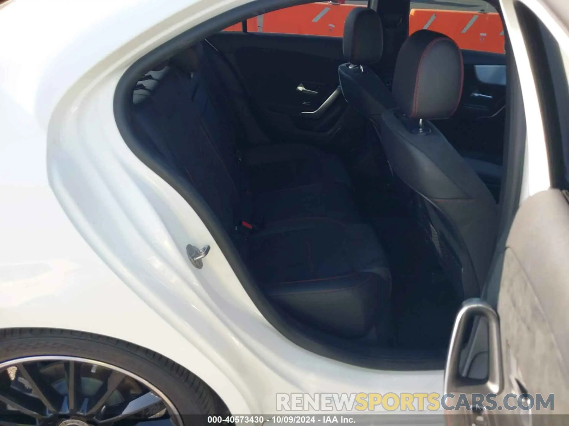 8 fotografías del automóvil dañado W1K3G4EB4LJ212432 MERCEDES-BENZ A 220 2020