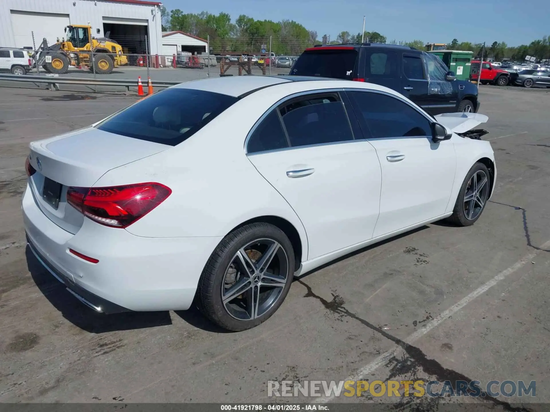 4 fotografías del automóvil dañado W1K3G4EB6LJ202811 MERCEDES-BENZ A 220 2020