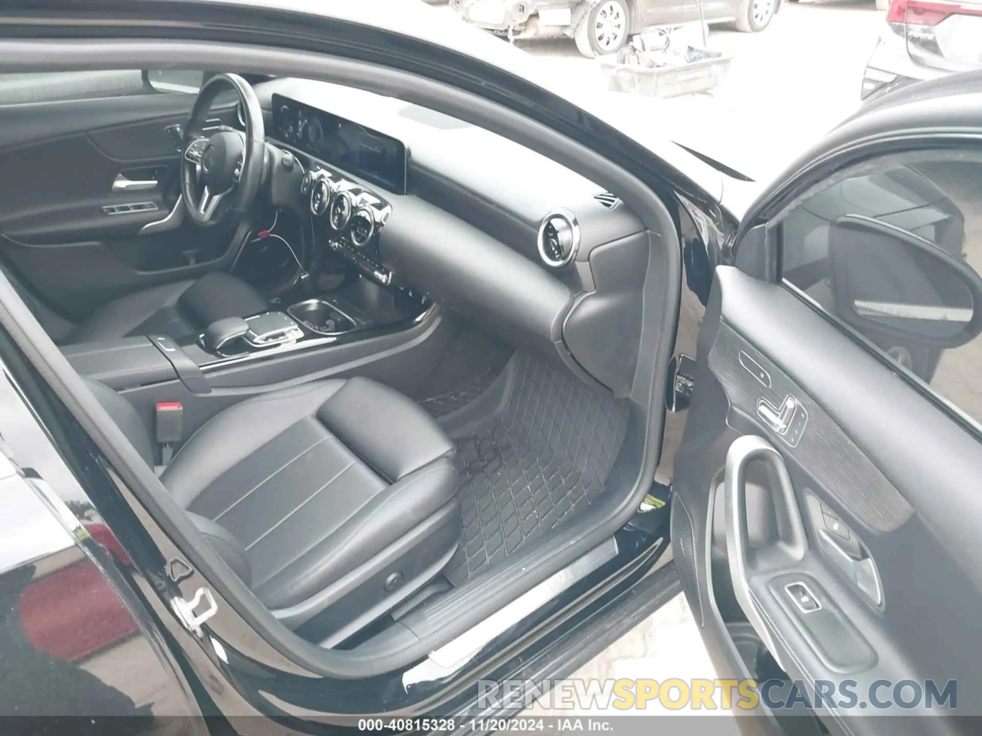 5 fotografías del automóvil dañado W1K3G4FB2LW043268 MERCEDES-BENZ A 220 2020