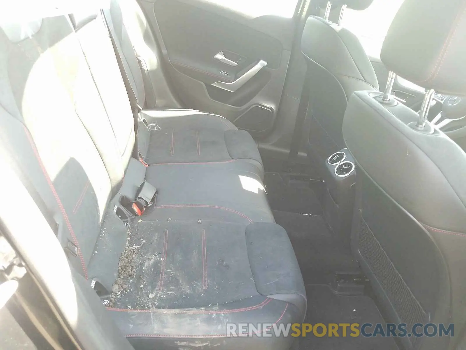 6 fotografías del automóvil dañado W1K3G4FB9LJ208164 MERCEDES-BENZ A 220 2020