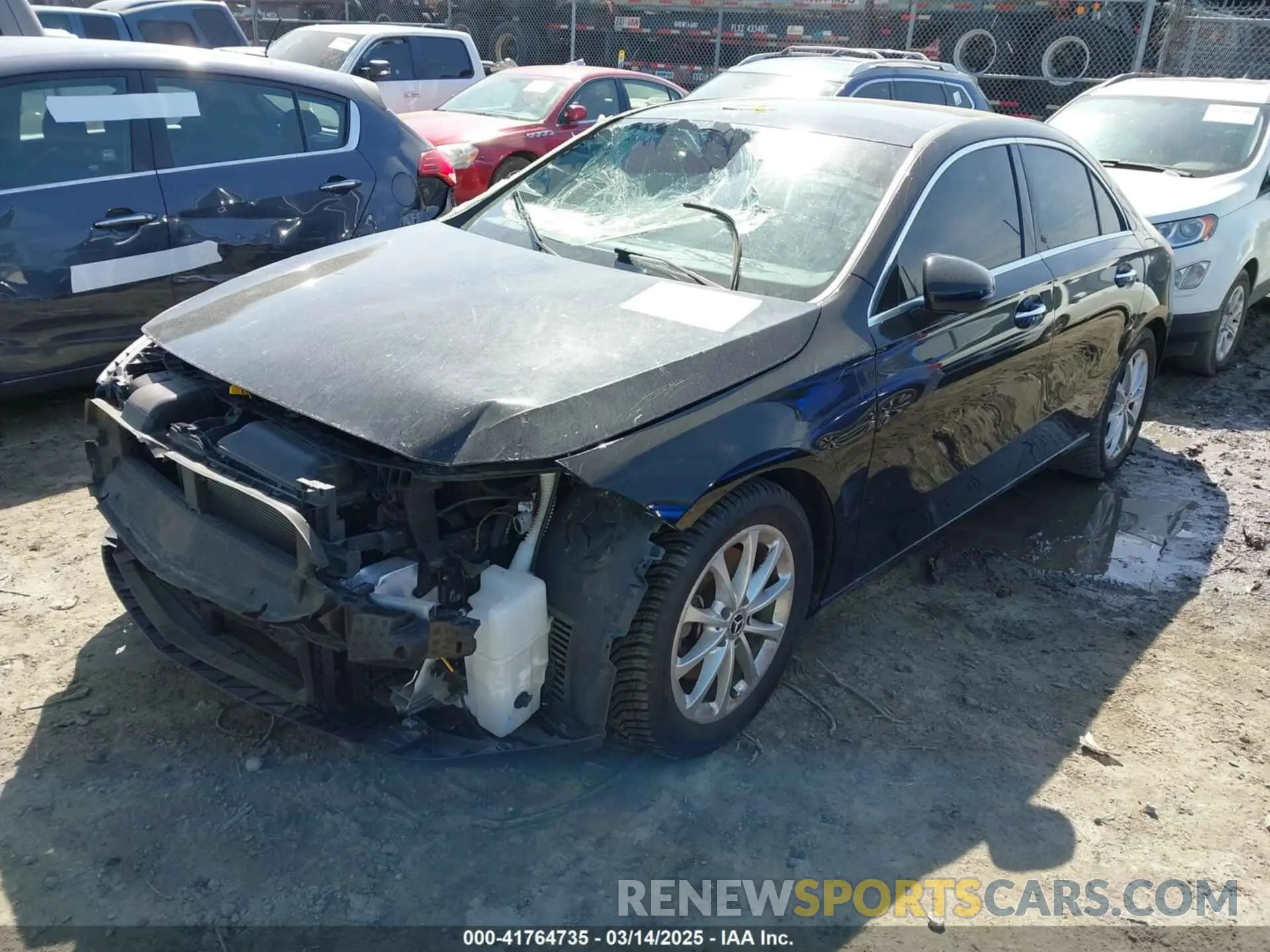 2 fotografías del automóvil dañado WDD3G4EB6LW037703 MERCEDES-BENZ A 220 2020