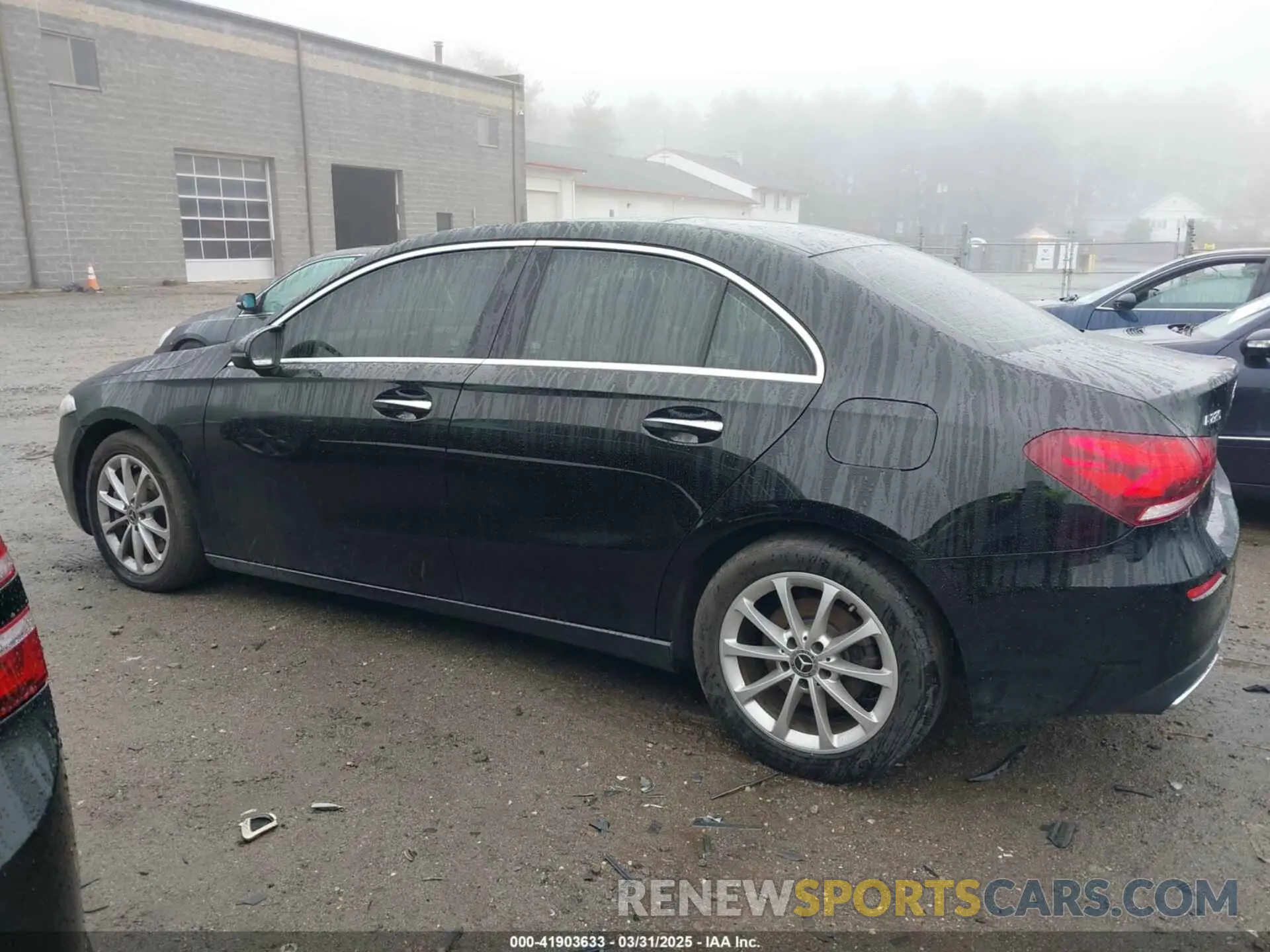 14 fotografías del automóvil dañado WDD3G4FB0LW040269 MERCEDES-BENZ A 220 2020