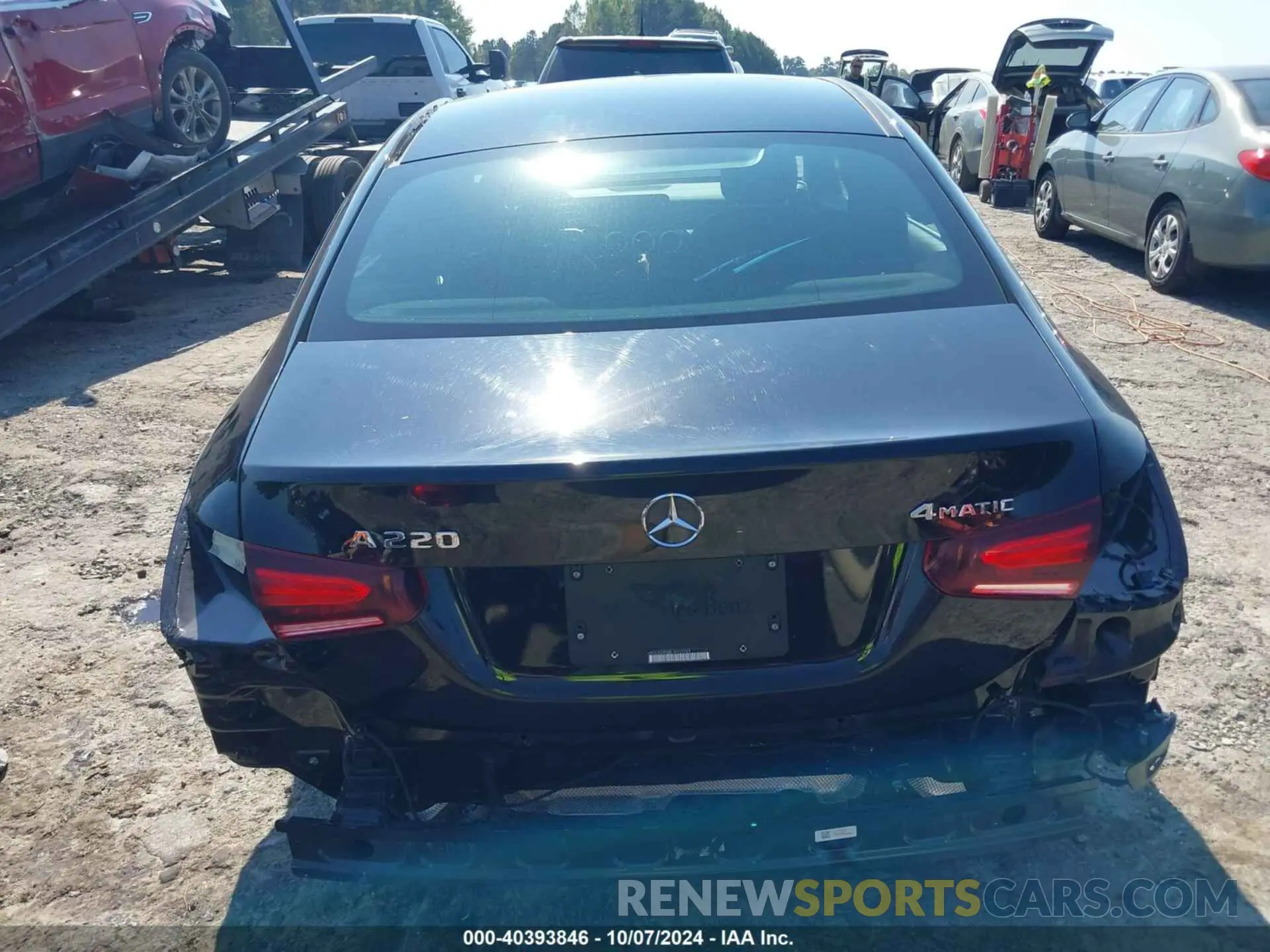 17 fotografías del automóvil dañado WDD3G4FB8LW039368 MERCEDES-BENZ A 220 2020