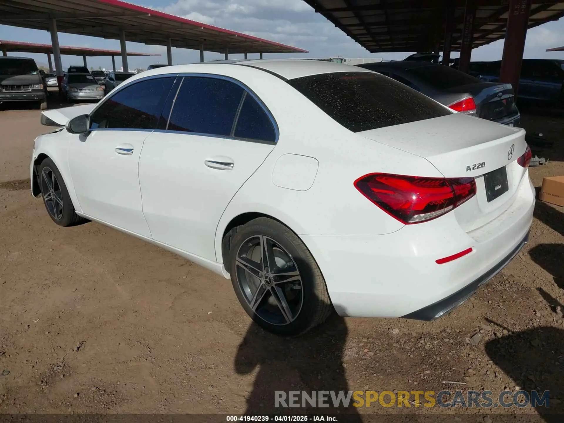 3 fotografías del automóvil dañado W1K3G4EB3MJ284823 MERCEDES-BENZ A 220 2021