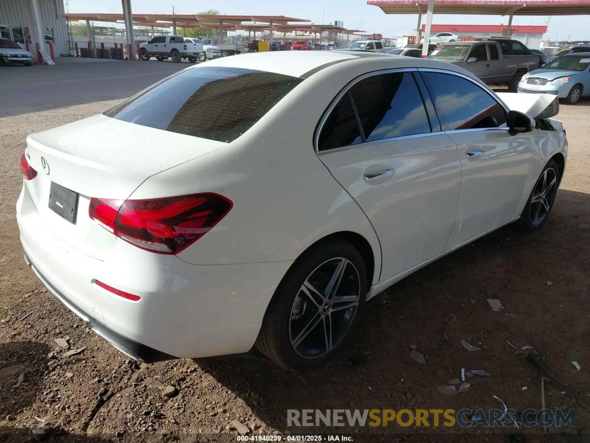 4 fotografías del automóvil dañado W1K3G4EB3MJ284823 MERCEDES-BENZ A 220 2021