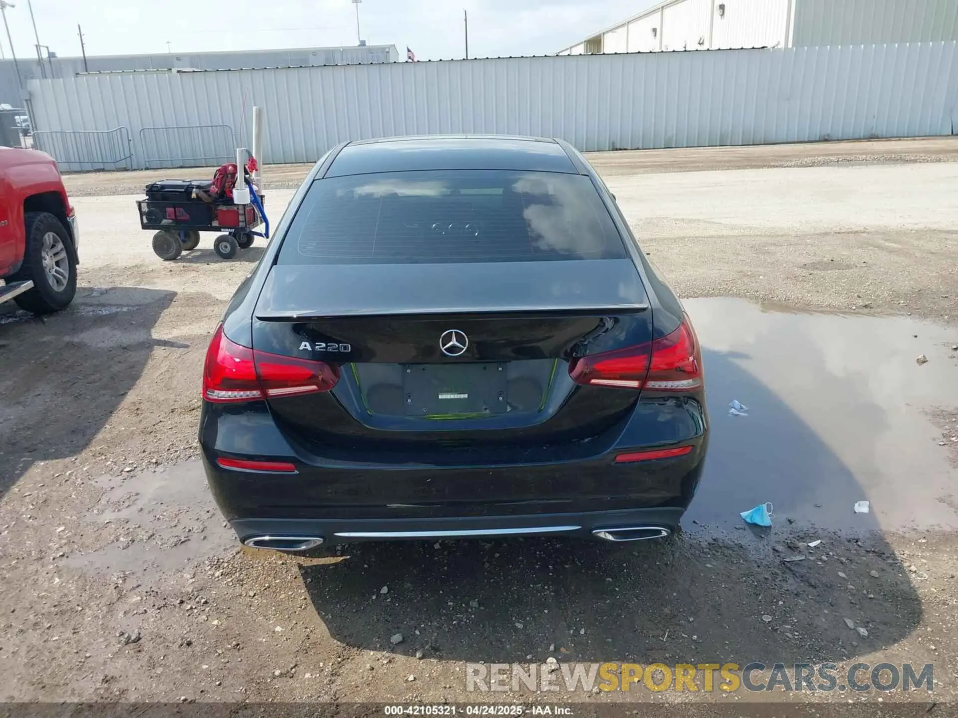 16 fotografías del automóvil dañado W1K3G4EB4MJ315870 MERCEDES-BENZ A 220 2021