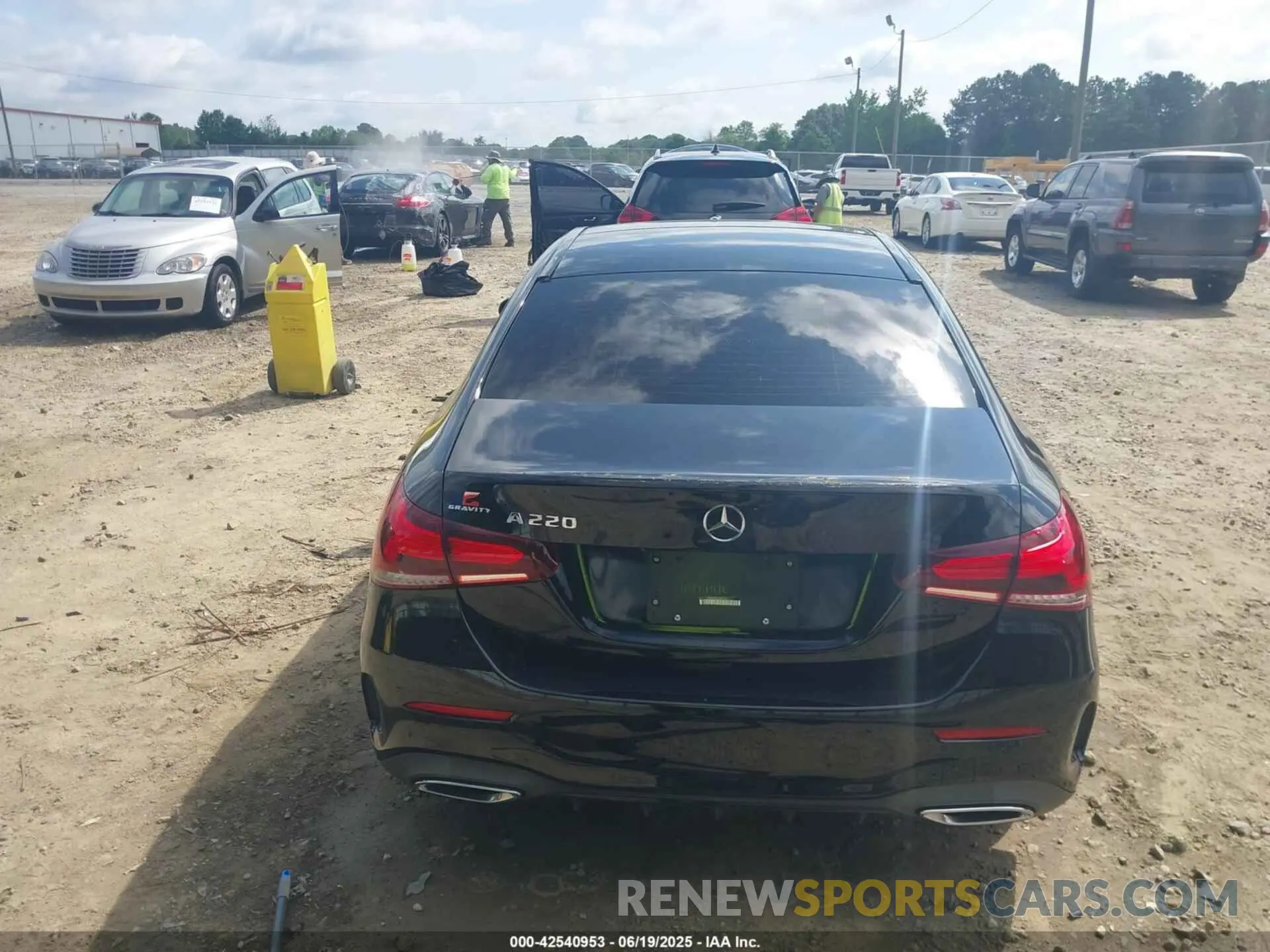17 fotografías del automóvil dañado W1K3G4EB5MJ293412 MERCEDES-BENZ A 220 2021