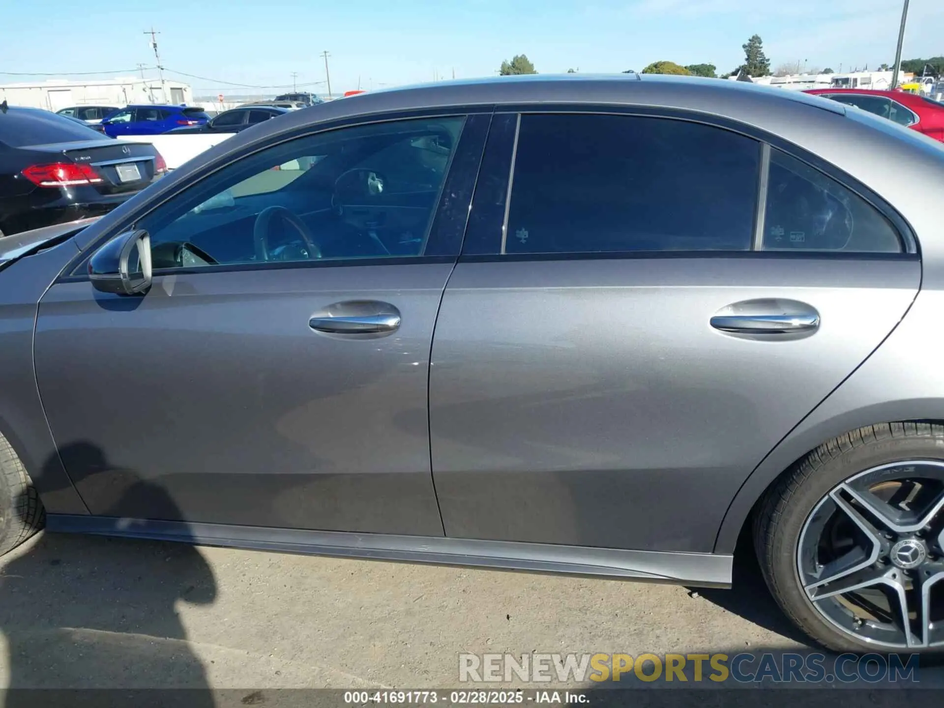 15 fotografías del automóvil dañado W1K3G4EB6MJ290020 MERCEDES-BENZ A 220 2021