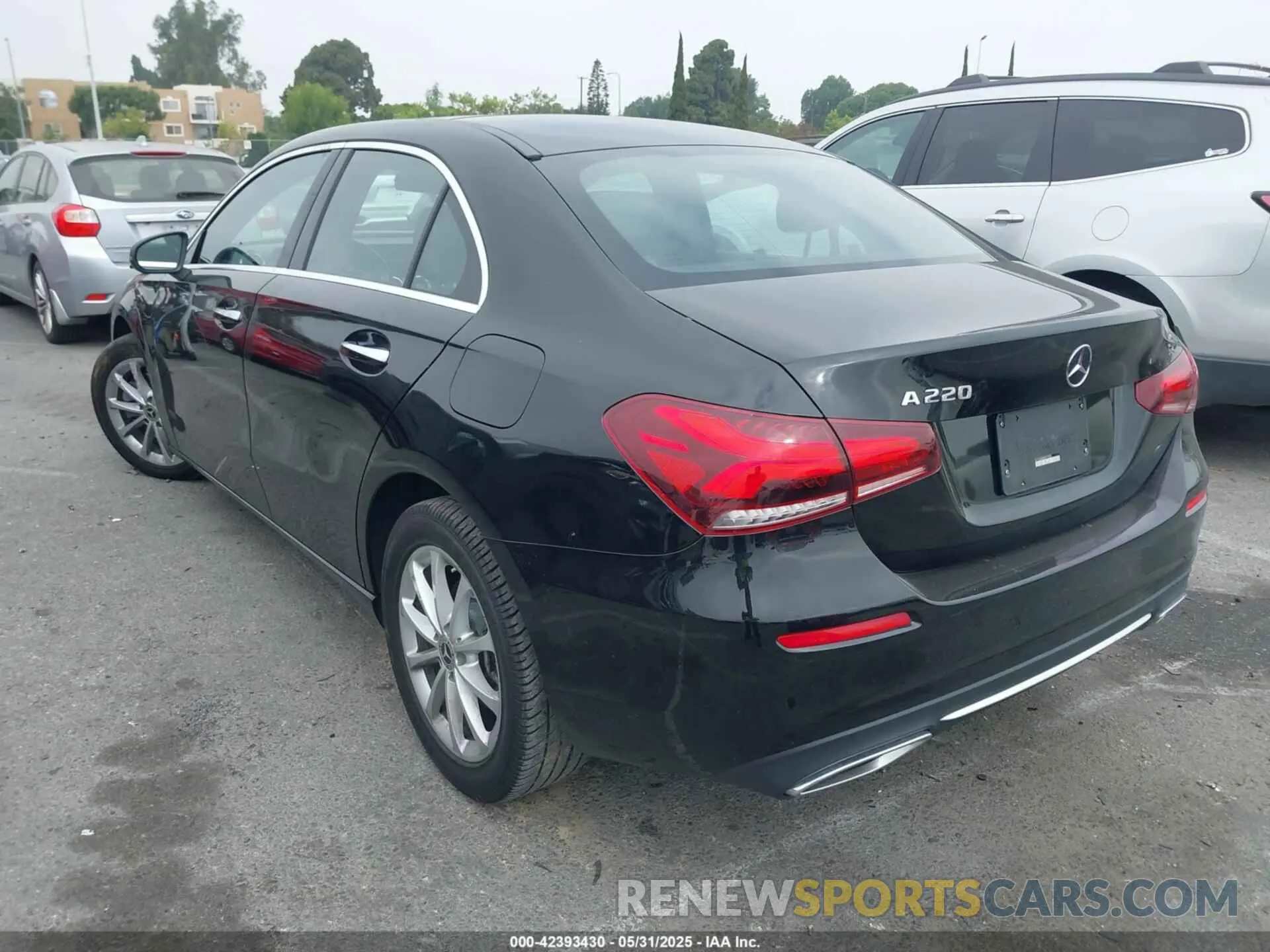 3 fotografías del automóvil dañado W1K3G4EB8MJ270285 MERCEDES-BENZ A 220 2021