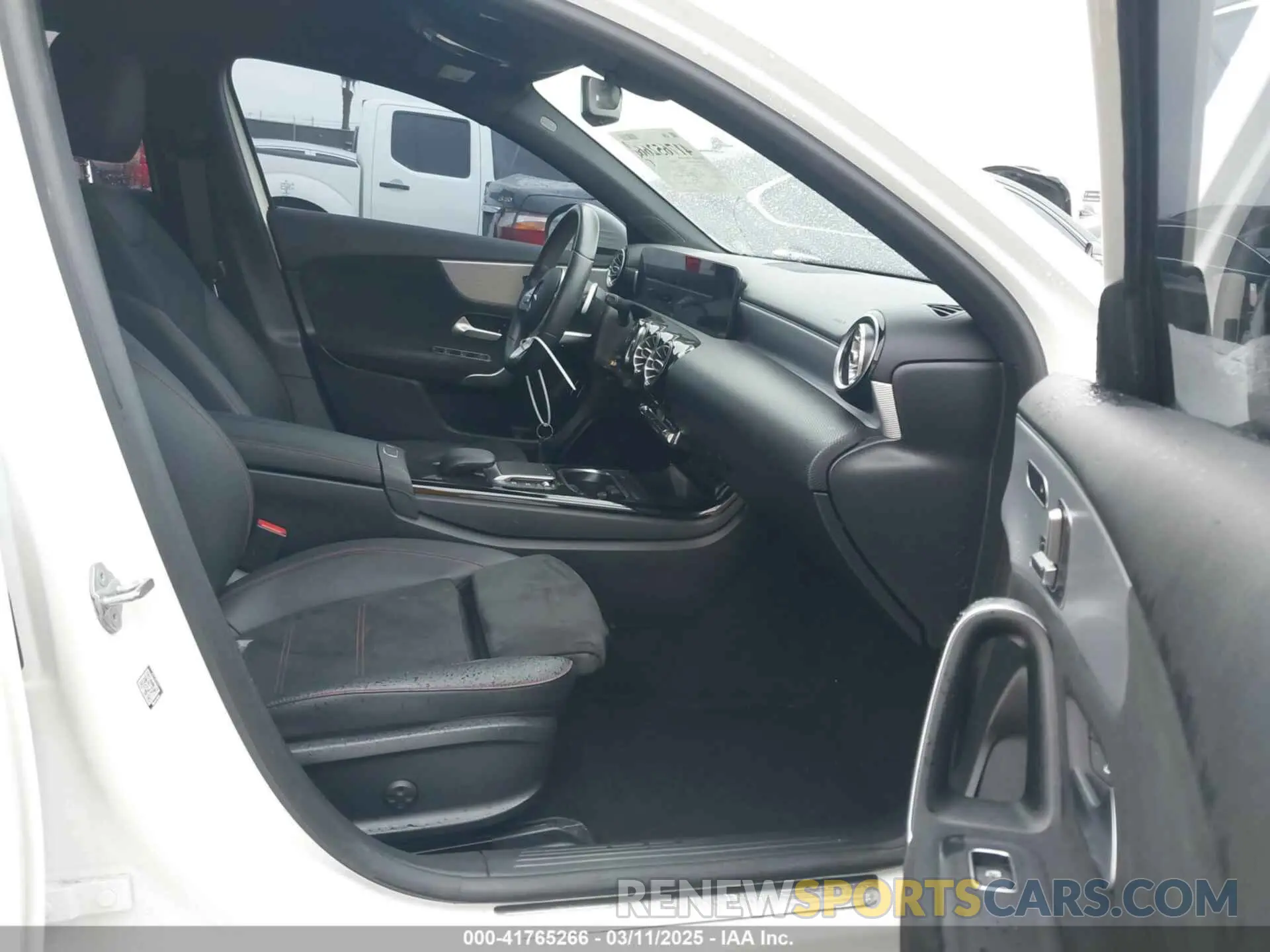 5 fotografías del automóvil dañado W1K3G4EB8MJ272358 MERCEDES-BENZ A 220 2021