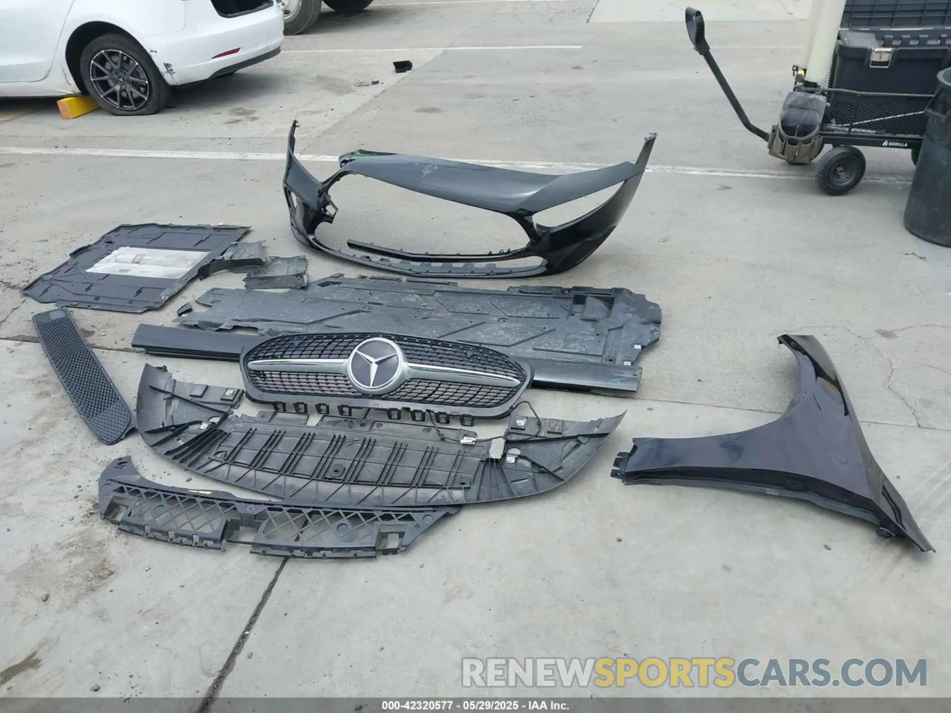 12 fotografías del automóvil dañado W1K3G4EB8MJ281447 MERCEDES-BENZ A 220 2021