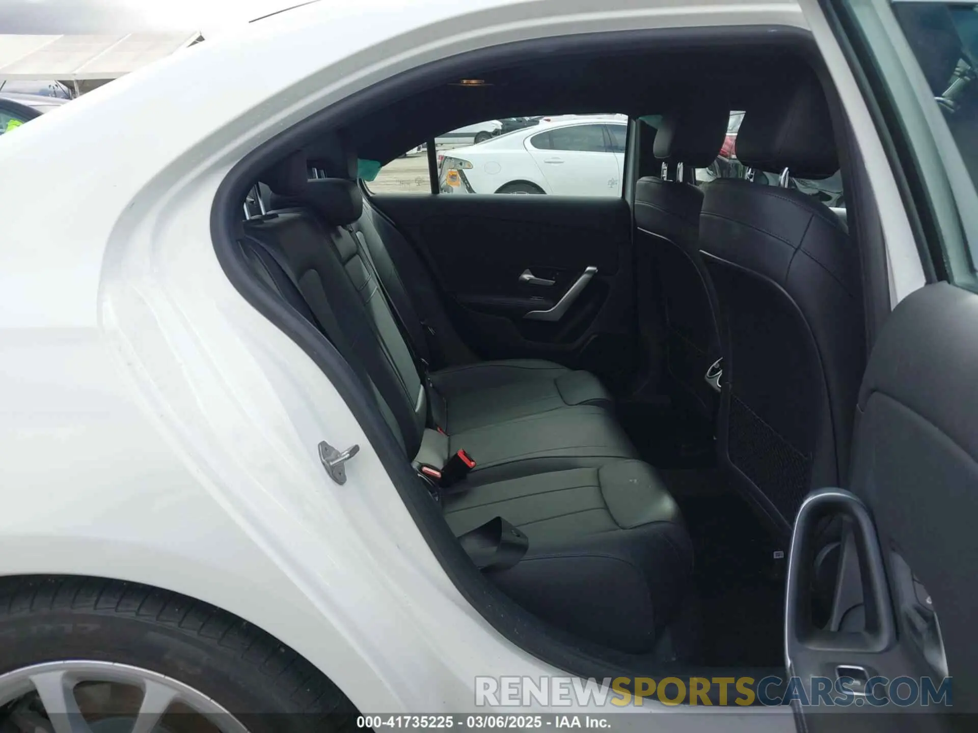 8 fotografías del automóvil dañado W1K3G4EBXMJ268649 MERCEDES-BENZ A 220 2021