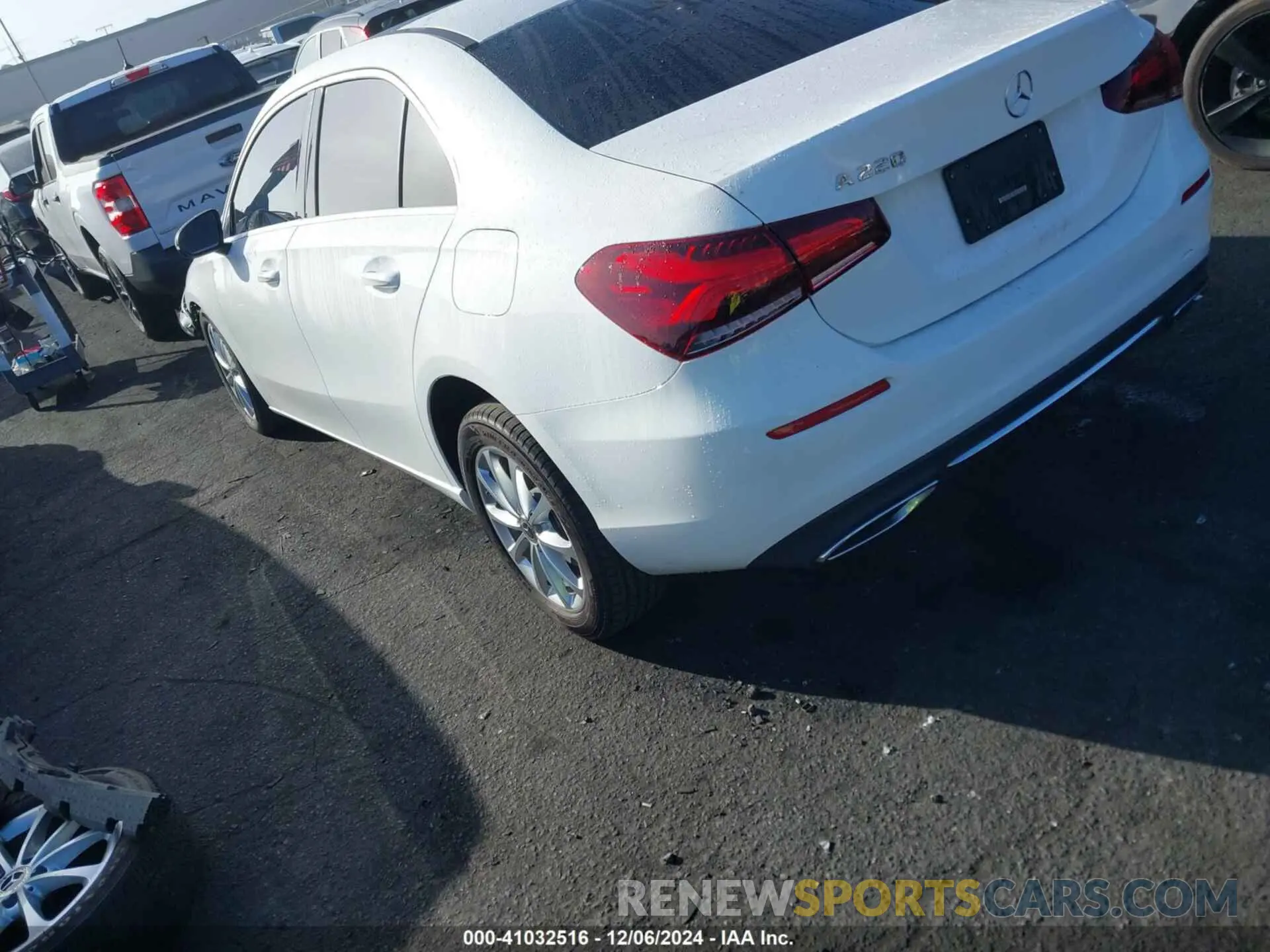3 fotografías del automóvil dañado W1K3G4EBXMJ313170 MERCEDES-BENZ A 220 2021