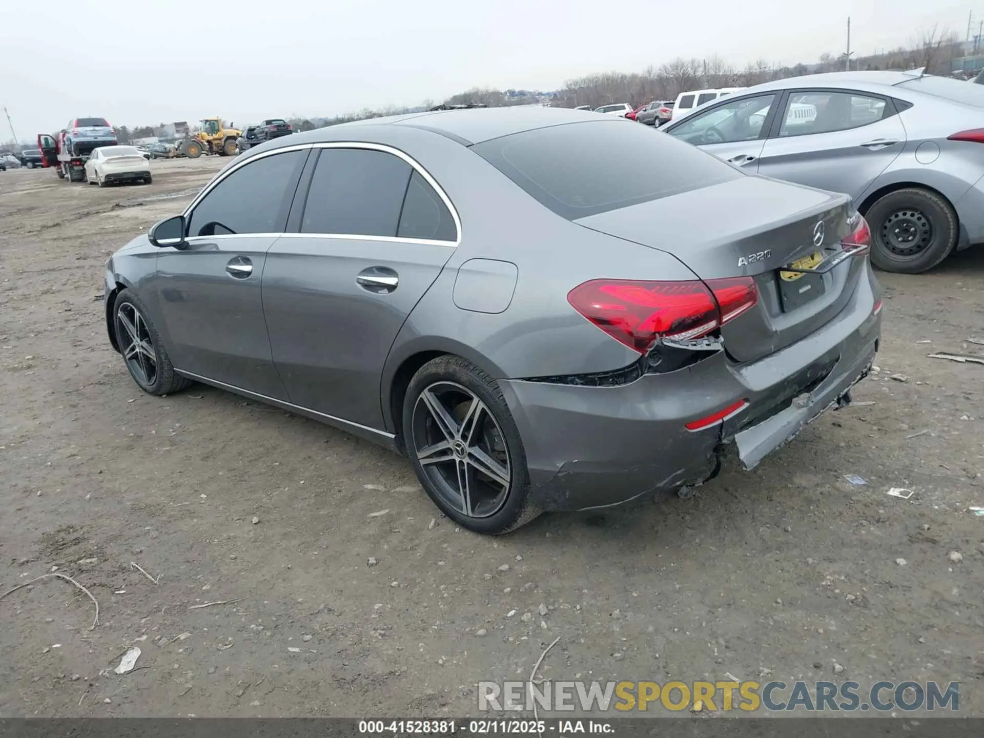 3 fotografías del automóvil dañado W1K3G4FB2MJ292636 MERCEDES-BENZ A 220 2021