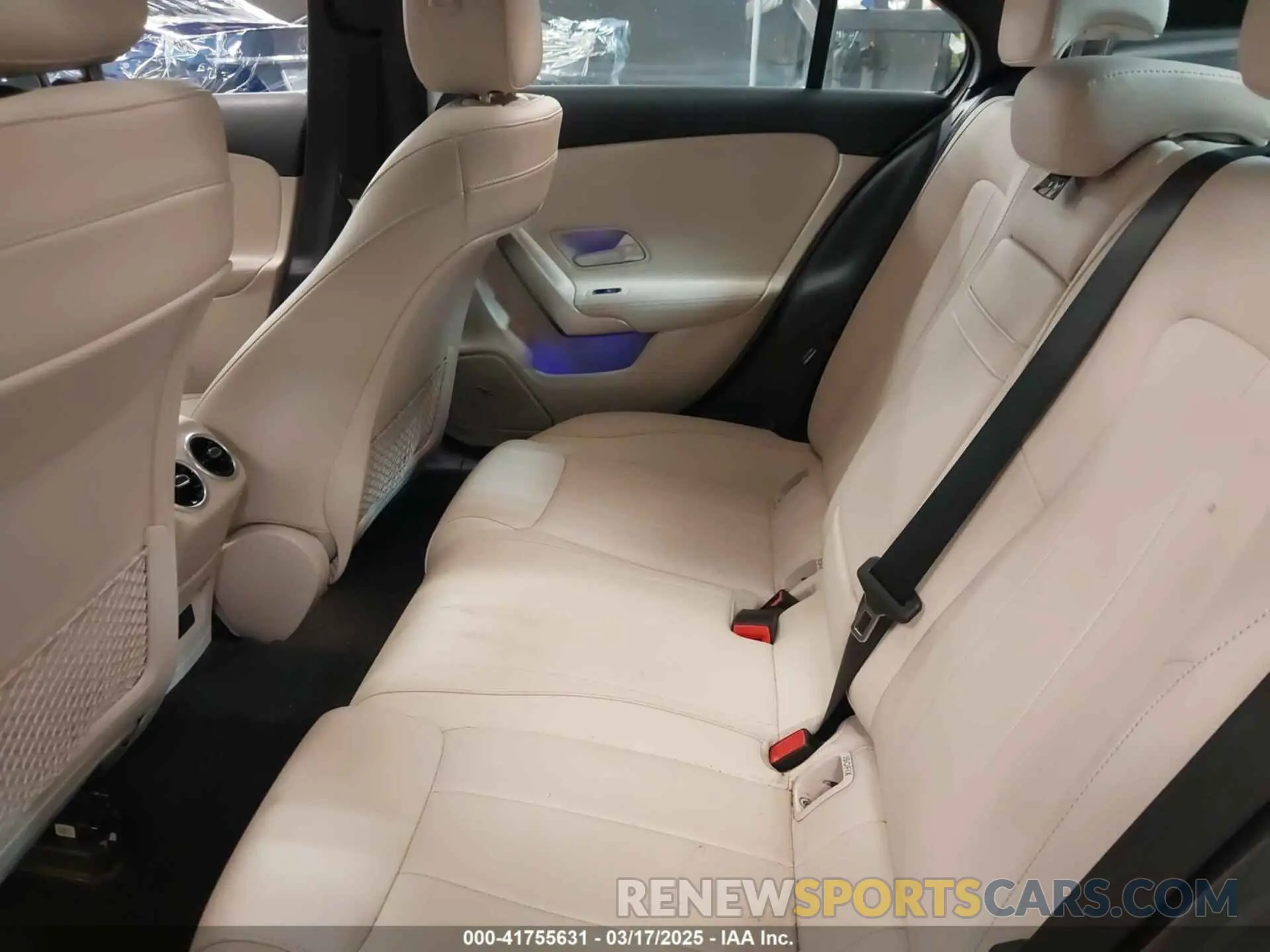 8 fotografías del automóvil dañado W1K3G4FB4MJ305001 MERCEDES-BENZ A 220 2021