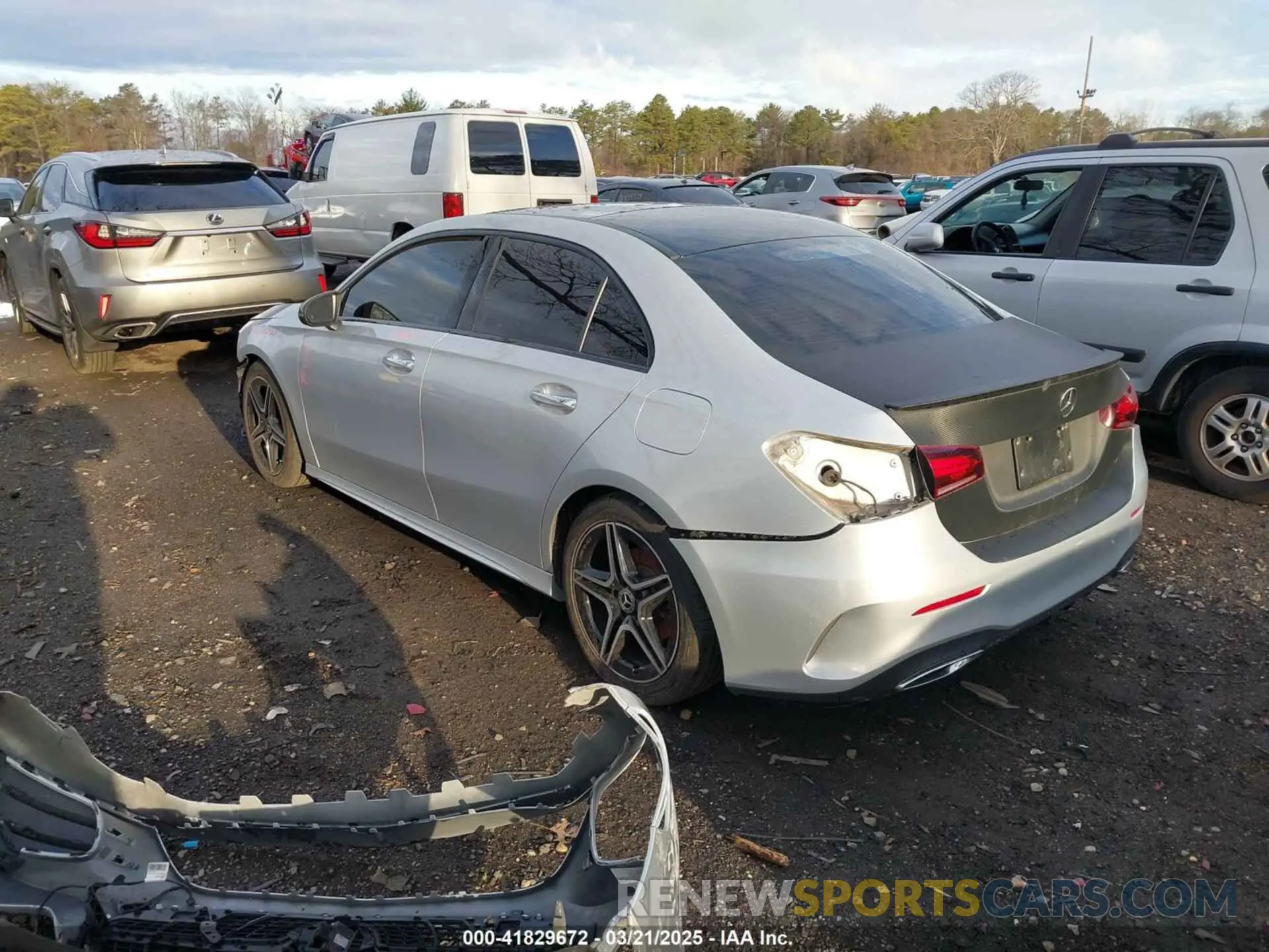3 fotografías del automóvil dañado W1K3G4FBXMJ273221 MERCEDES-BENZ A 220 2021