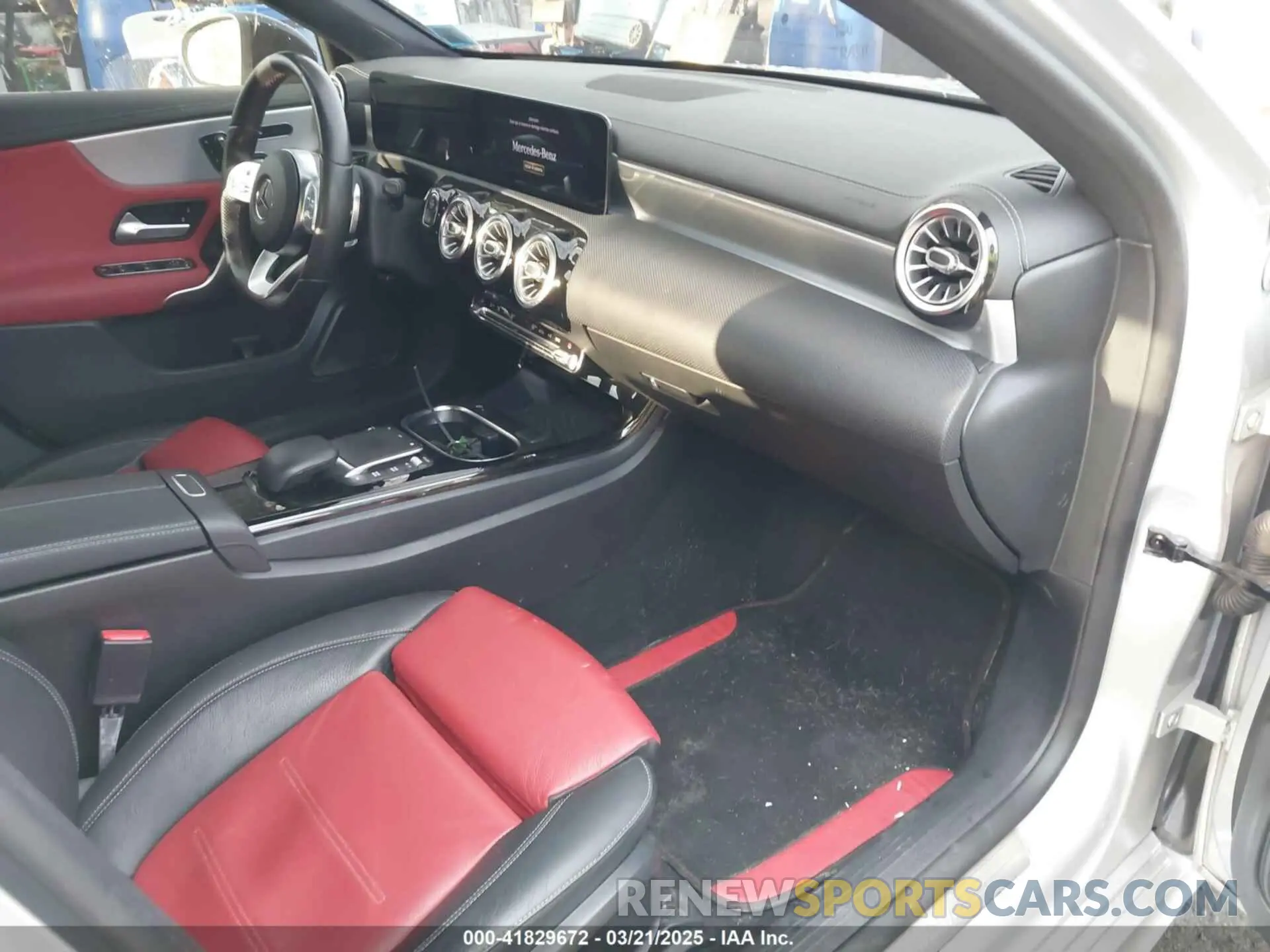 5 fotografías del automóvil dañado W1K3G4FBXMJ273221 MERCEDES-BENZ A 220 2021