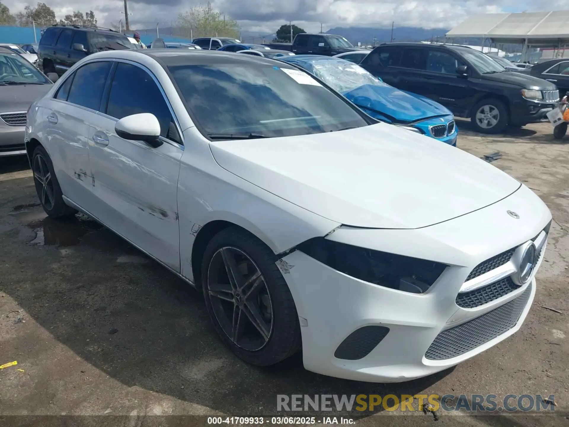 1 fotografías del automóvil dañado W1K3G4EB0NJ338614 MERCEDES-BENZ A 220 2022