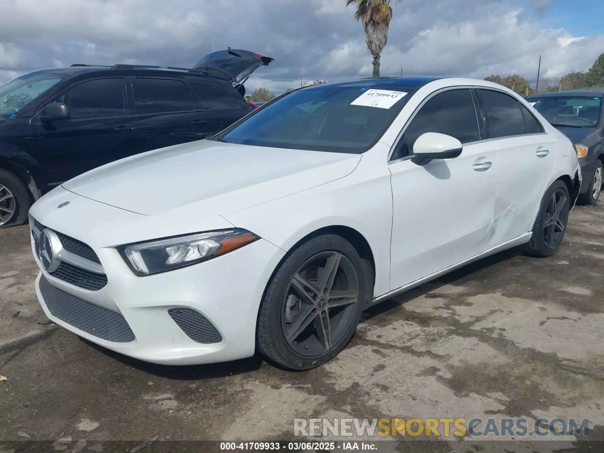 2 fotografías del automóvil dañado W1K3G4EB0NJ338614 MERCEDES-BENZ A 220 2022
