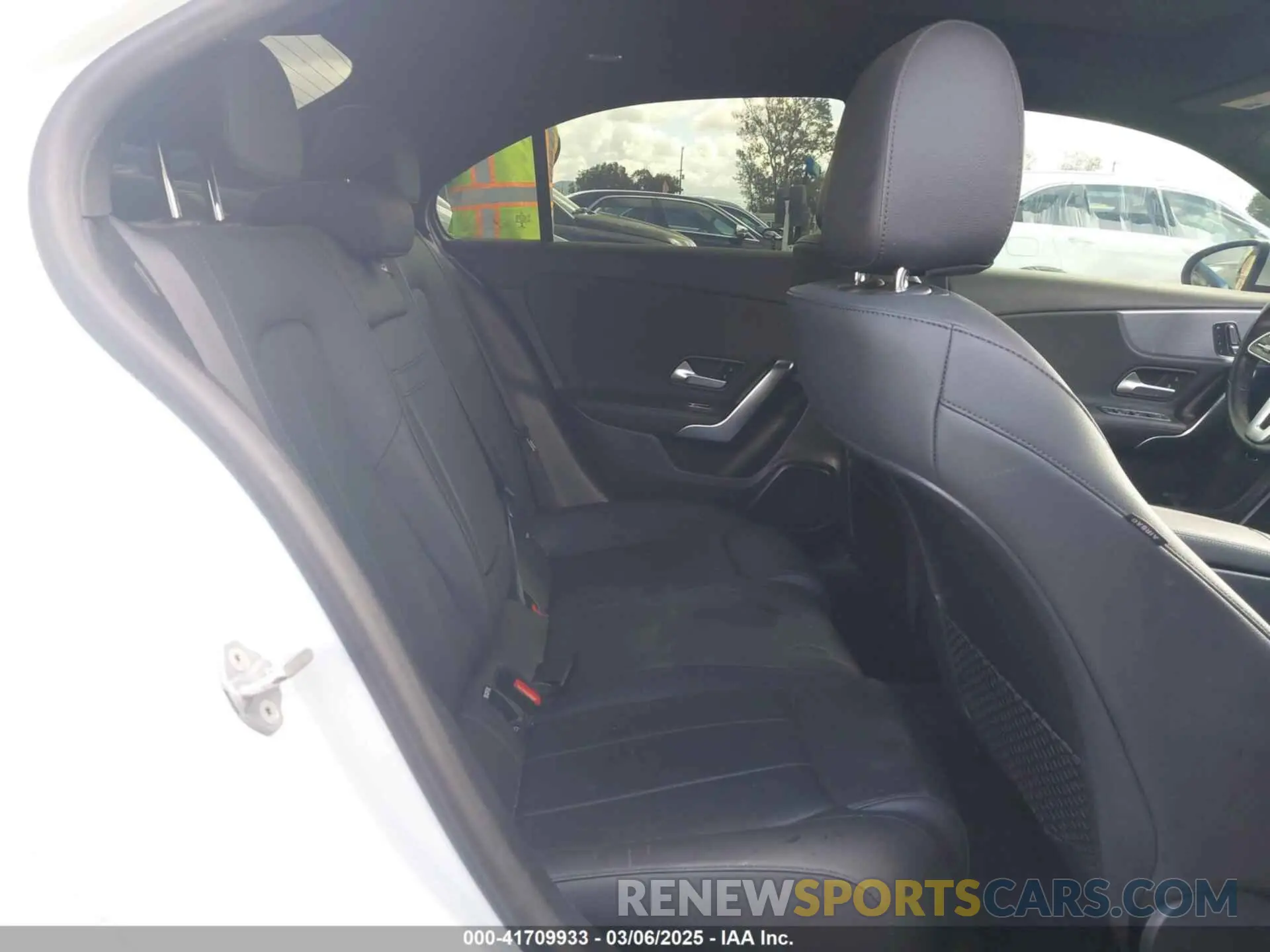 8 fotografías del automóvil dañado W1K3G4EB0NJ338614 MERCEDES-BENZ A 220 2022