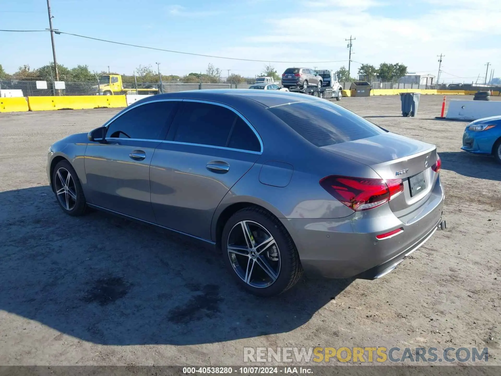3 fotografías del automóvil dañado W1K3G4EB2NJ353339 MERCEDES-BENZ A 220 2022