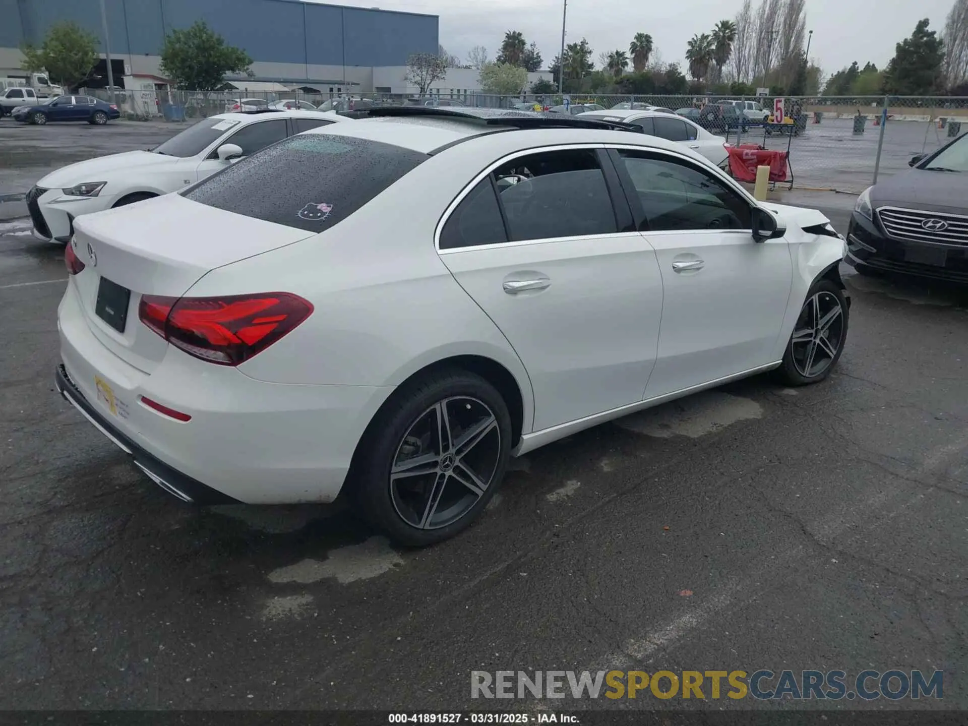 4 fotografías del automóvil dañado W1K3G4EB7NJ328176 MERCEDES-BENZ A 220 2022