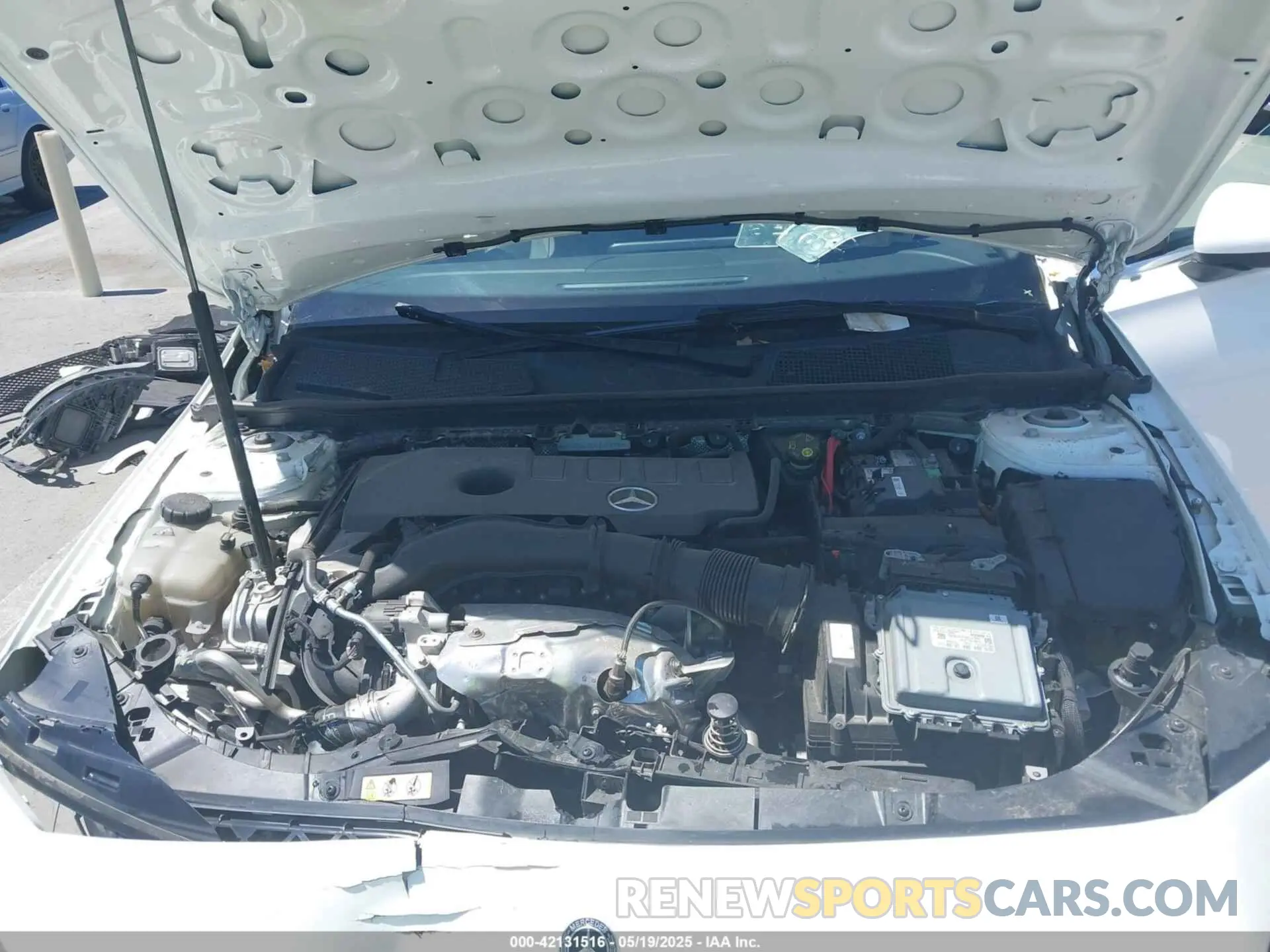 10 fotografías del automóvil dañado W1K3G4FB5NJ366066 MERCEDES-BENZ A 220 2022
