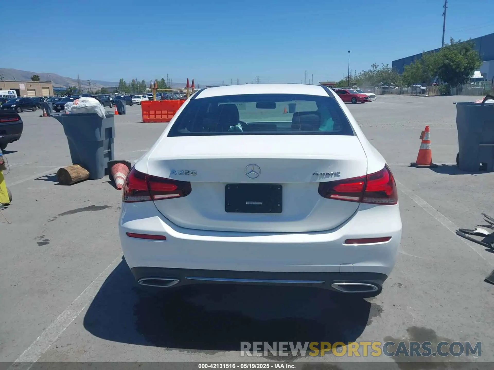 15 fotografías del automóvil dañado W1K3G4FB5NJ366066 MERCEDES-BENZ A 220 2022