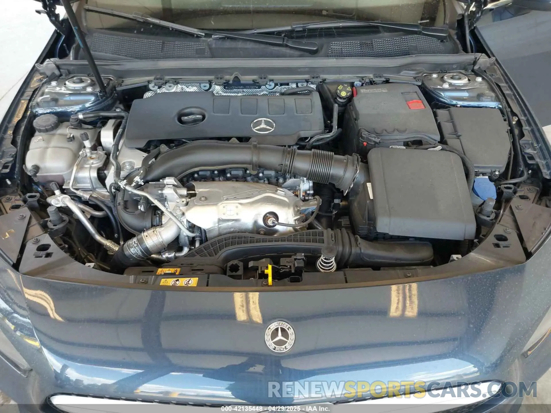 10 fotografías del automóvil dañado W1K3G4FB8NJ331957 MERCEDES-BENZ A 220 2022