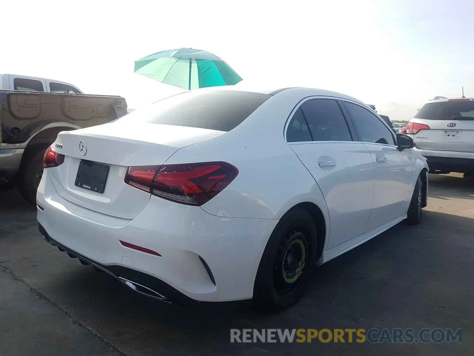4 fotografías del automóvil dañado WDD3G4EB3KW006794 MERCEDES-BENZ A 220 4MAT 2019