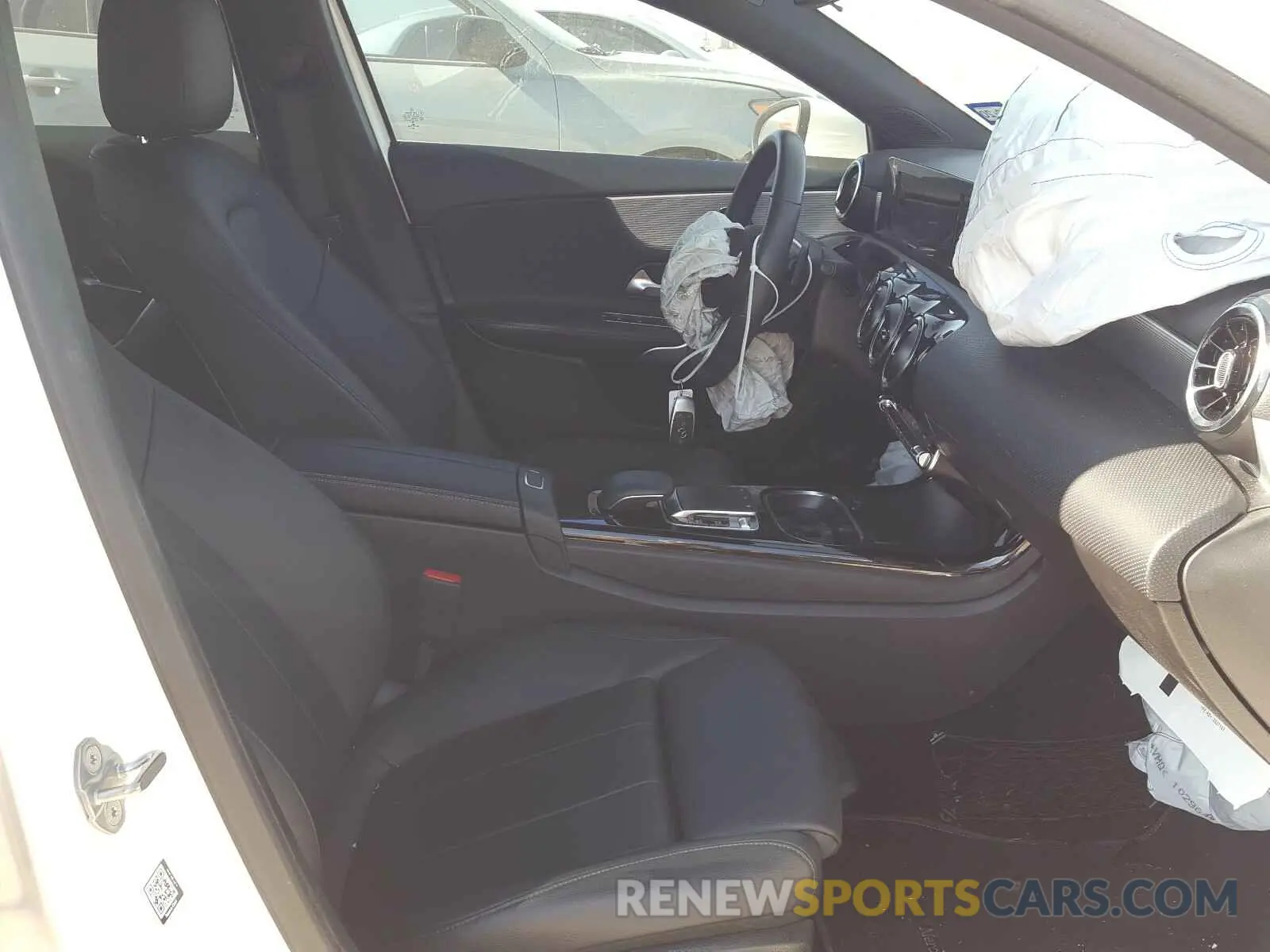 5 fotografías del automóvil dañado WDD3G4EB3KW019609 MERCEDES-BENZ A 220 4MAT 2019
