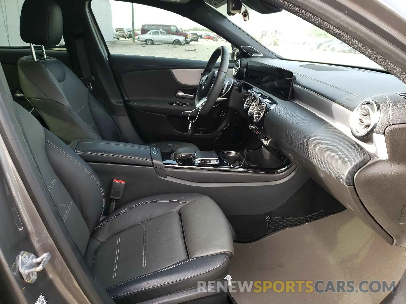 5 fotografías del automóvil dañado WDD3G4EB7KW002098 MERCEDES-BENZ A 220 4MAT 2019