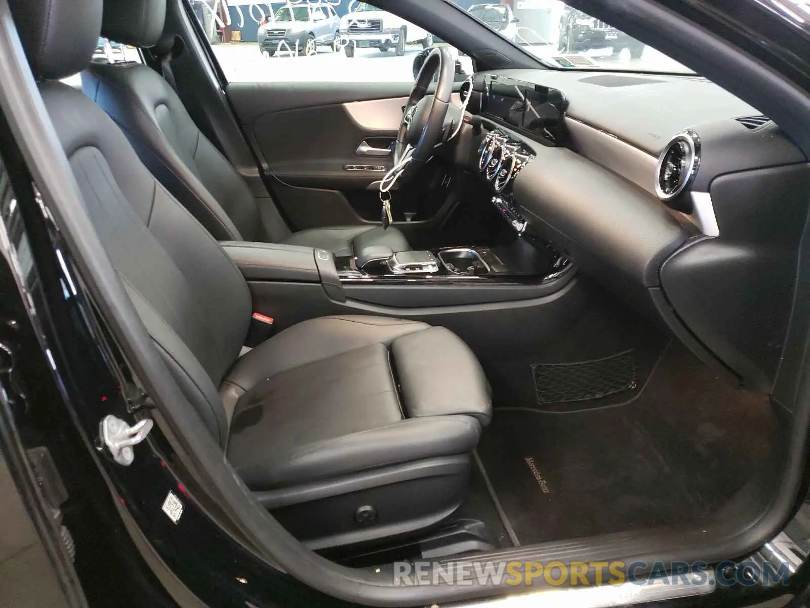 5 fotografías del automóvil dañado W1K3G4FB8LJ199022 MERCEDES-BENZ A 220 4MAT 2020