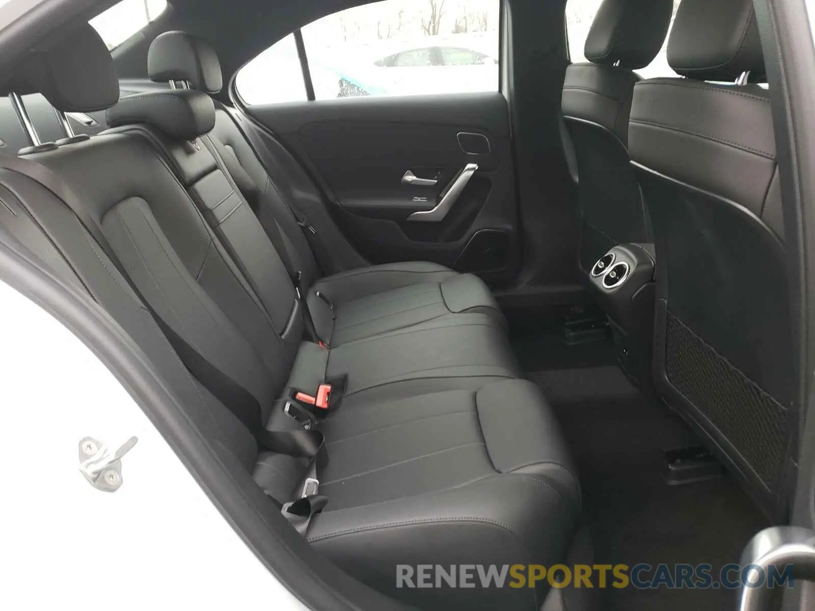 6 fotografías del automóvil dañado W1K3G4FB5MJ270789 MERCEDES-BENZ A 220 4MAT 2021