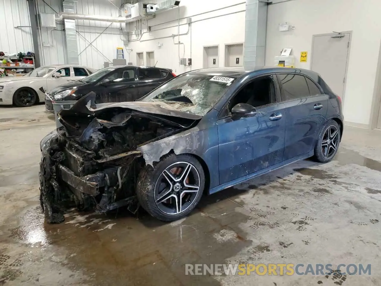 1 fotografías del automóvil dañado WDD3F4HB9KJ080359 MERCEDES-BENZ A-CLASS 2019