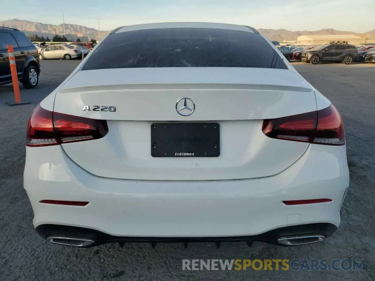 6 fotografías del automóvil dañado WDD3G4EB0KW022340 MERCEDES-BENZ A-CLASS 2019