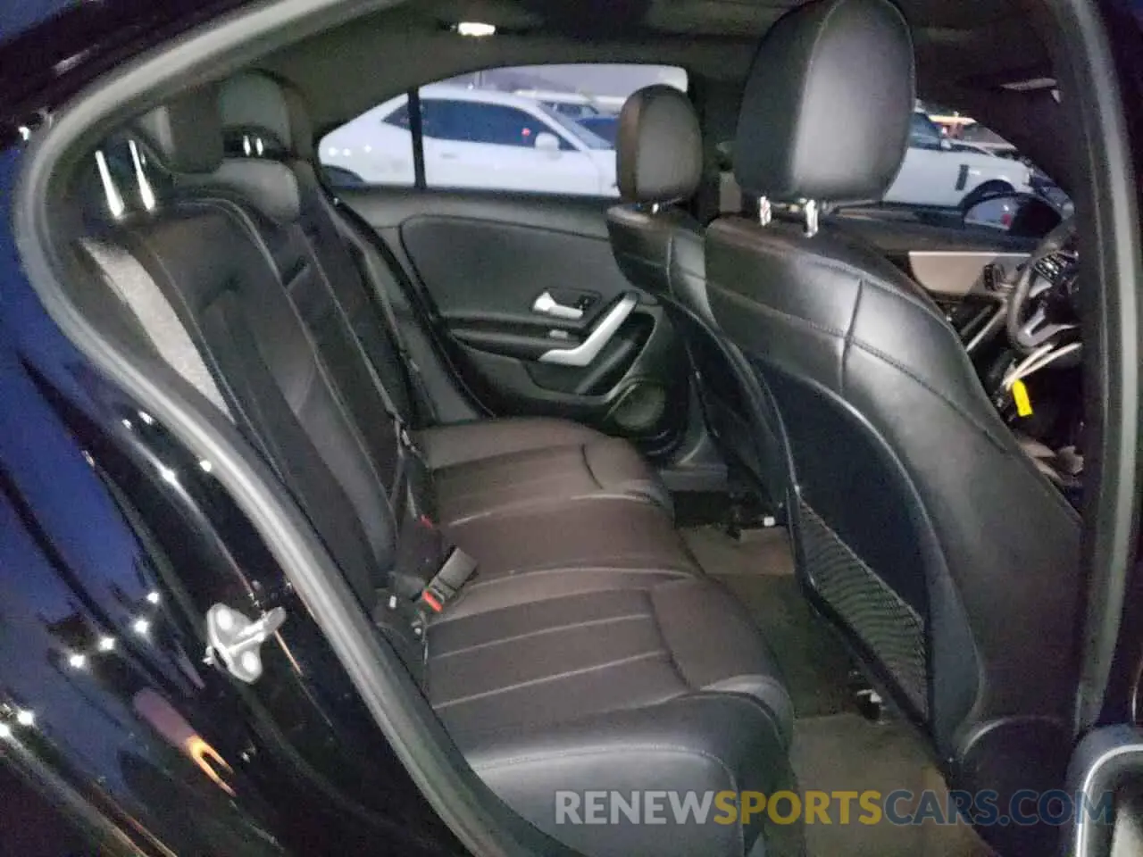 10 fotografías del automóvil dañado WDD3G4EB0KW028932 MERCEDES-BENZ A-CLASS 2019