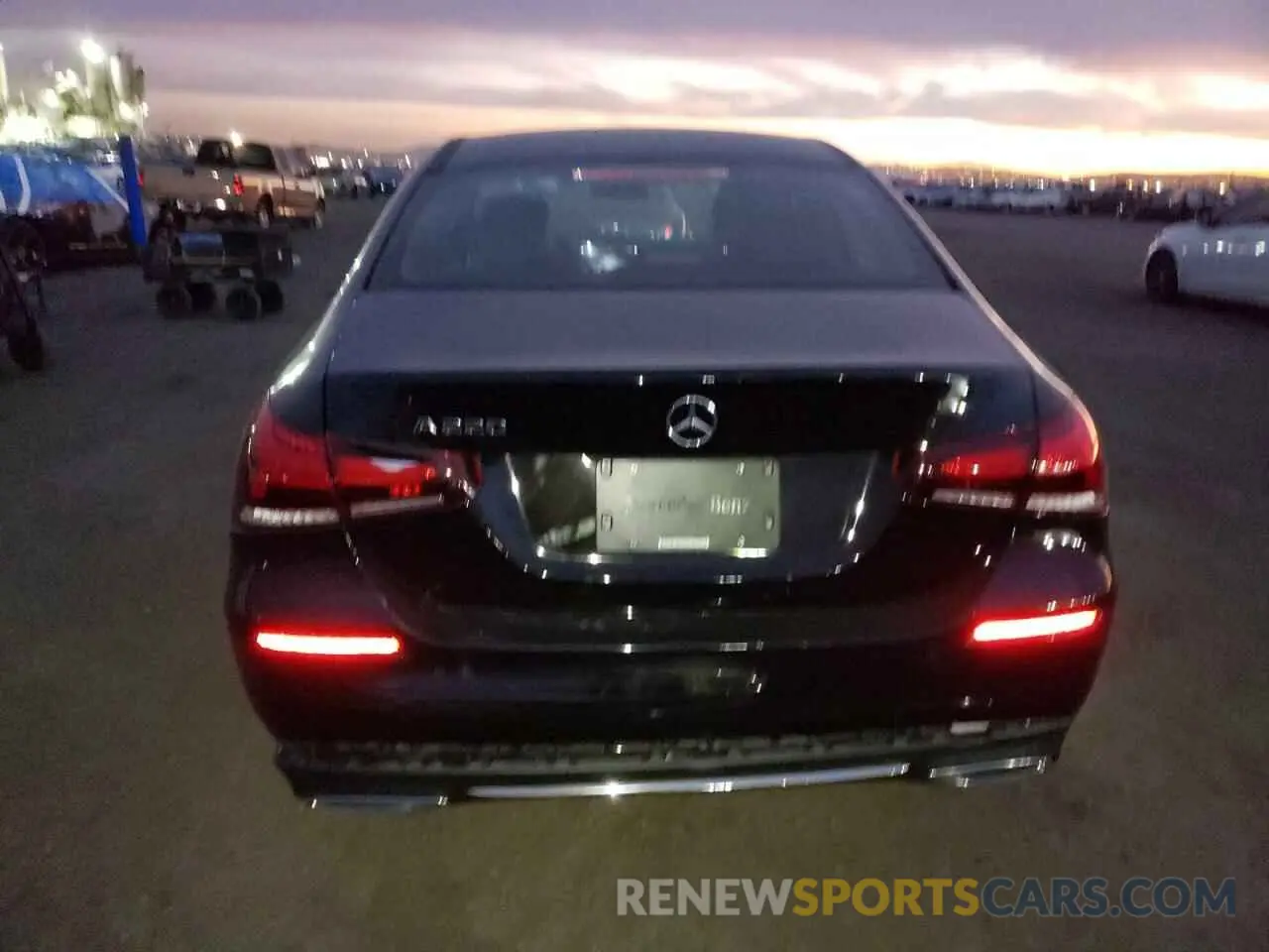 6 fotografías del automóvil dañado WDD3G4EB0KW028932 MERCEDES-BENZ A-CLASS 2019