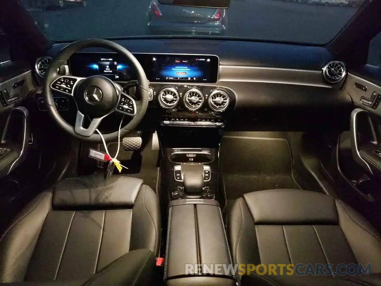 8 fotografías del automóvil dañado WDD3G4EB0KW028932 MERCEDES-BENZ A-CLASS 2019