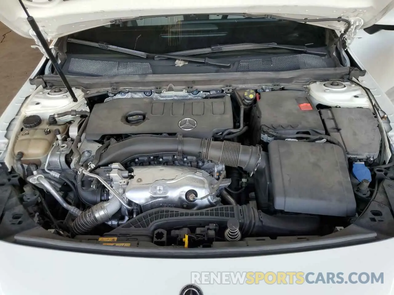 11 fotografías del automóvil dañado WDD3G4EB1KW012898 MERCEDES-BENZ A-CLASS 2019