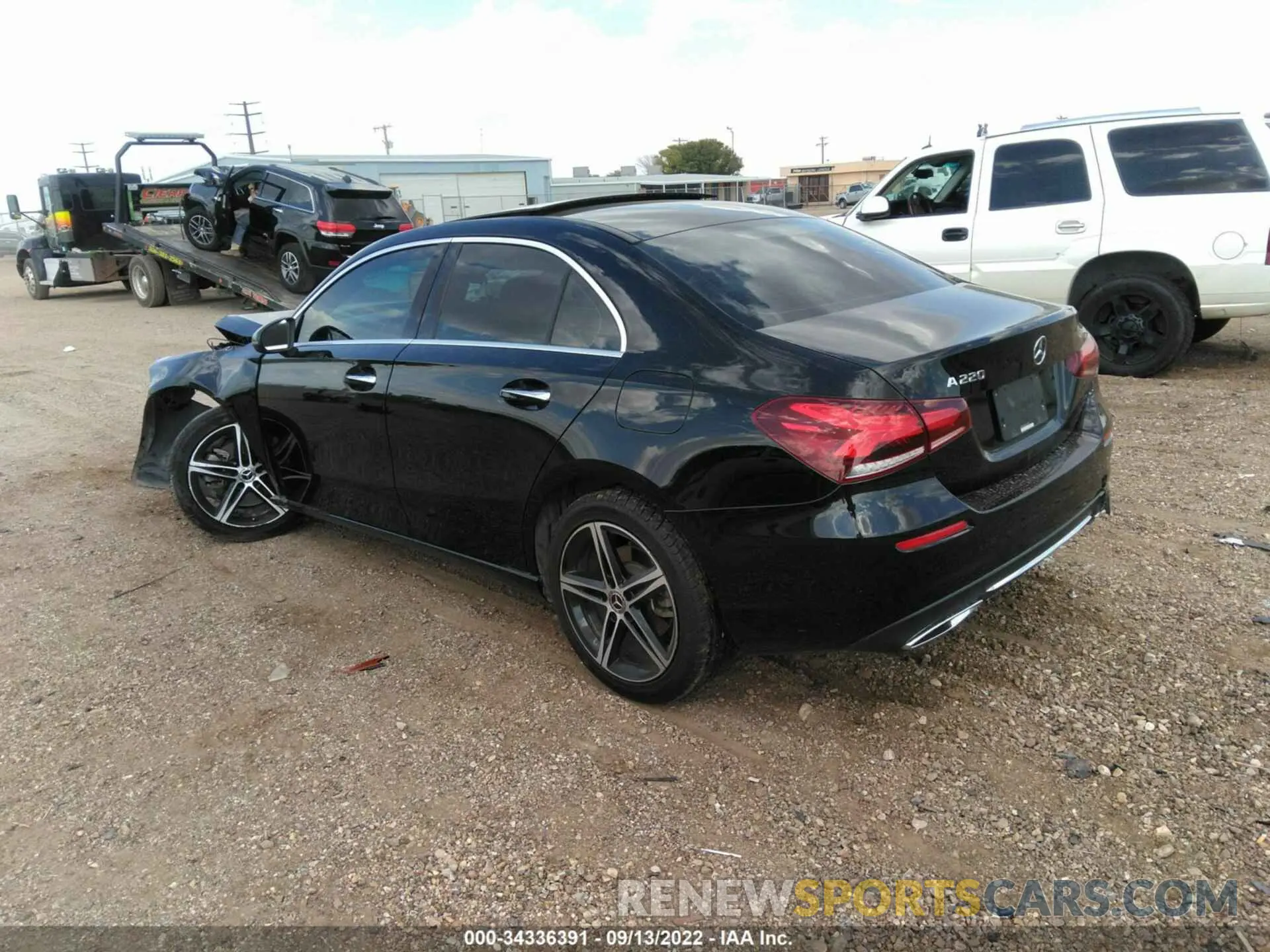 3 fotografías del automóvil dañado WDD3G4EB1KW031998 MERCEDES-BENZ A-CLASS 2019