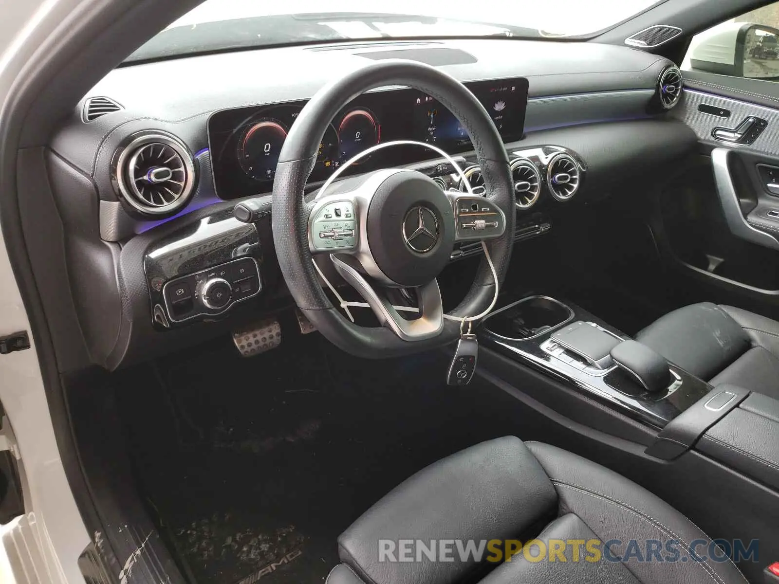 9 fotografías del automóvil dañado WDD3G4EB1KW035887 MERCEDES-BENZ A-CLASS 2019