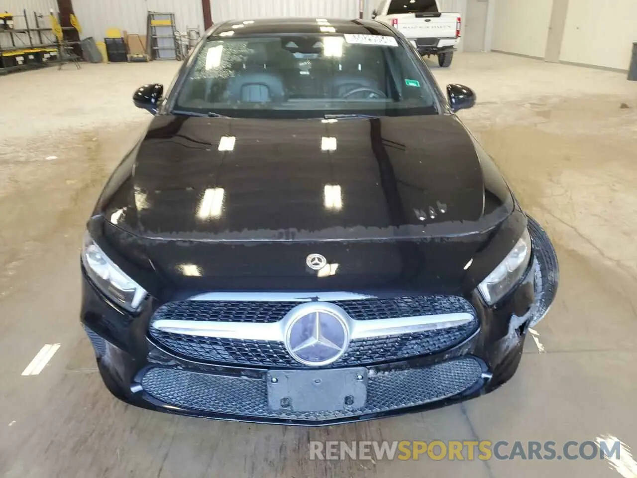 5 fotografías del automóvil dañado WDD3G4EB2KW000954 MERCEDES-BENZ A-CLASS 2019