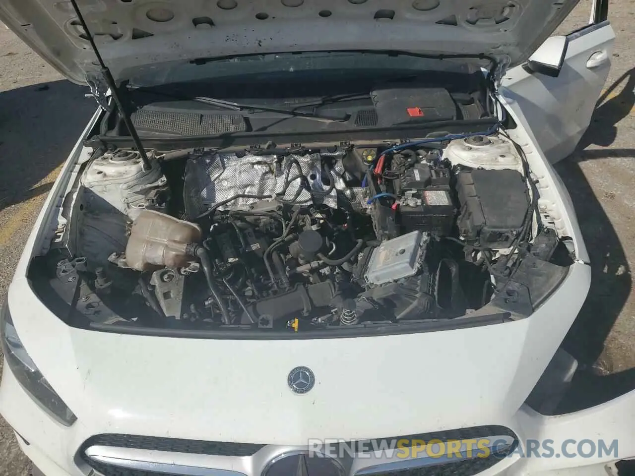 12 fotografías del automóvil dañado WDD3G4EB2KW016538 MERCEDES-BENZ A-CLASS 2019