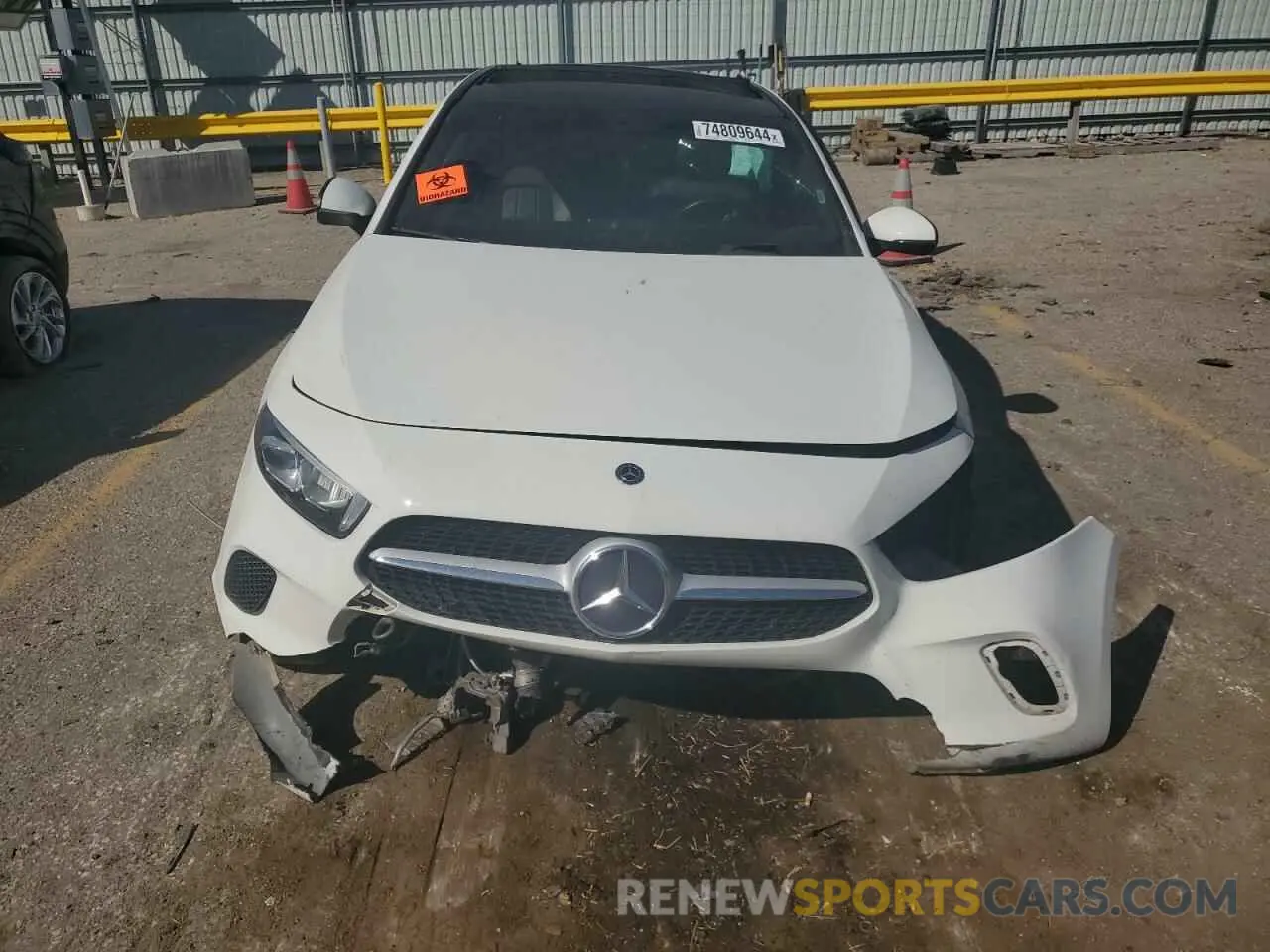 5 fotografías del automóvil dañado WDD3G4EB2KW016538 MERCEDES-BENZ A-CLASS 2019