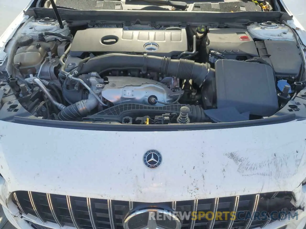 11 fotografías del automóvil dañado WDD3G4EB2KW017995 MERCEDES-BENZ A-CLASS 2019