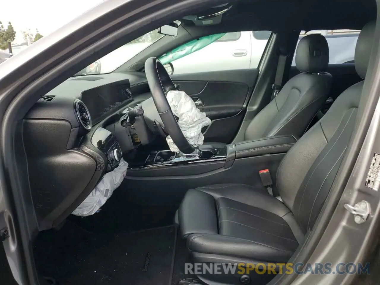7 fotografías del automóvil dañado WDD3G4EB2KW030844 MERCEDES-BENZ A-CLASS 2019