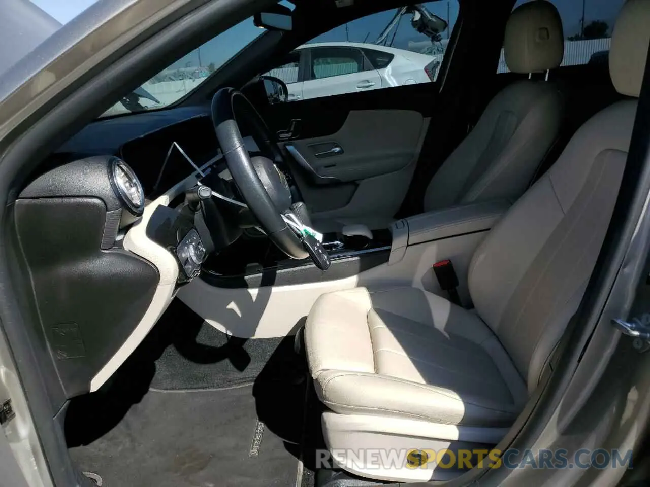 7 fotografías del automóvil dañado WDD3G4EB3KW001434 MERCEDES-BENZ A-CLASS 2019